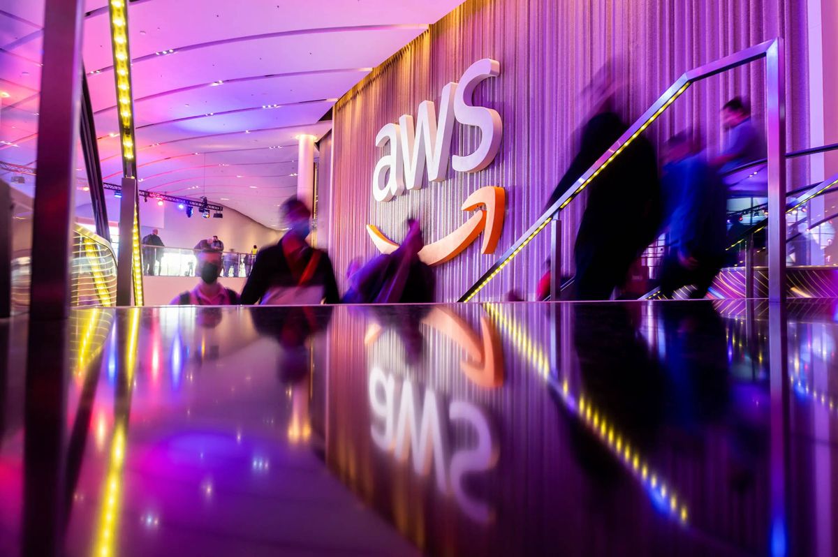El lado oscuro de la caída mundial de Amazon Web Services (AWS): «Estamos vendidos a tres grandes empresas»