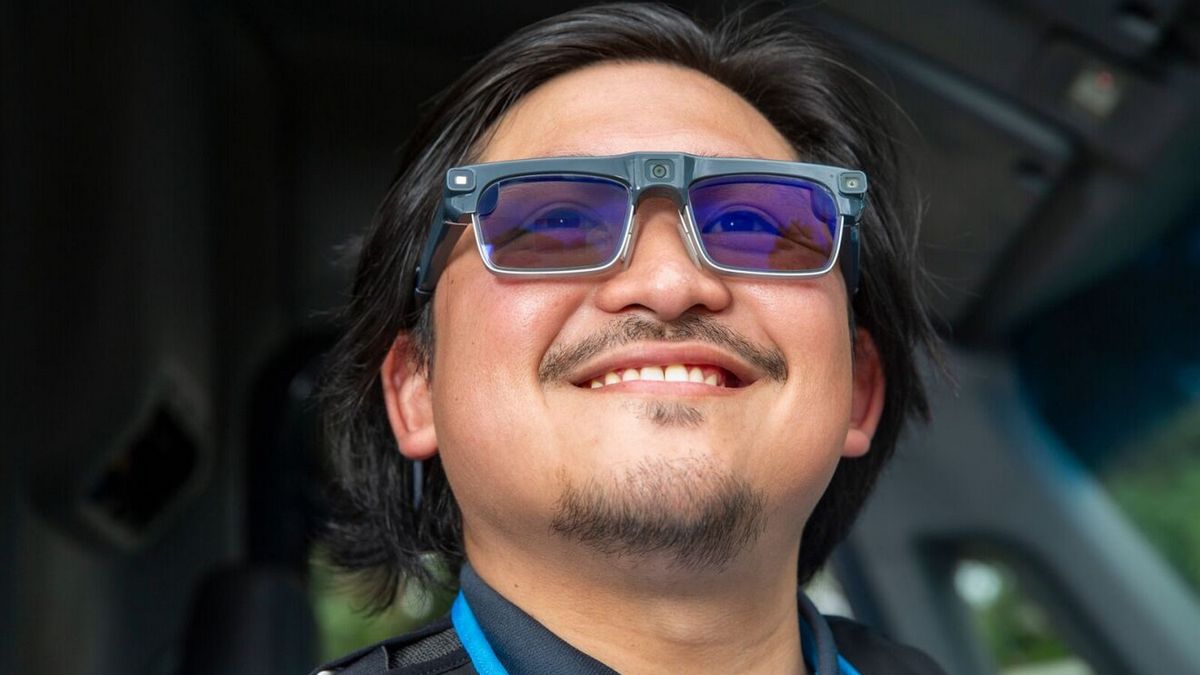 Amazon desvela sus nuevas gafas inteligentes para repartidores, que les guían a su destino e identifican paquetes