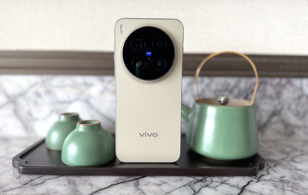 Vivo revoluciona el concepto de fotografía con el smartphone Vivo X300 Pro, con un teleobjetivo de cine que captura todos los detalles