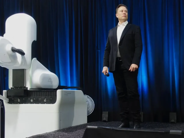 «Con la IA estamos invocando al demonio»: el gran cambio de pensamiento de Elon Musk sobre la inteligencia artificial